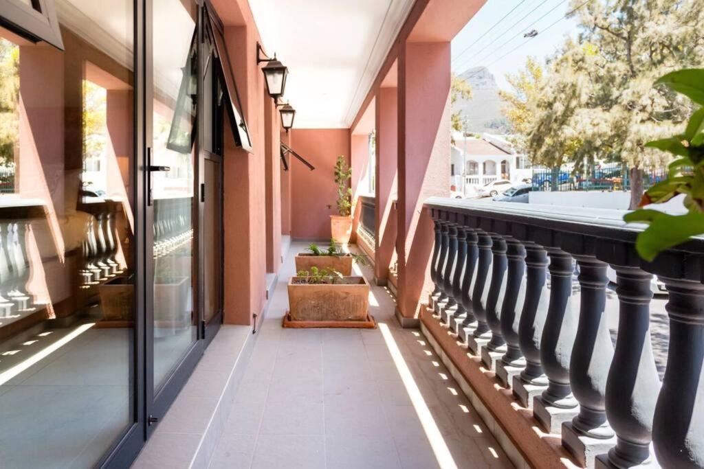 Nazari House Apartment Cape Town Exterior photo