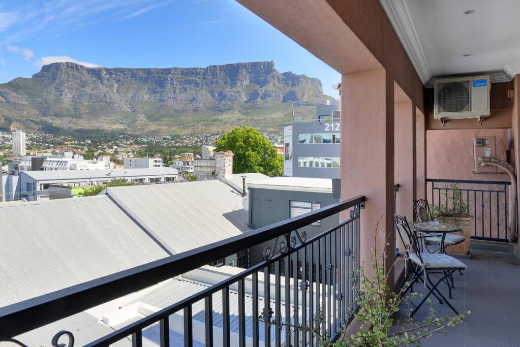 Nazari House Apartment Cape Town Exterior photo